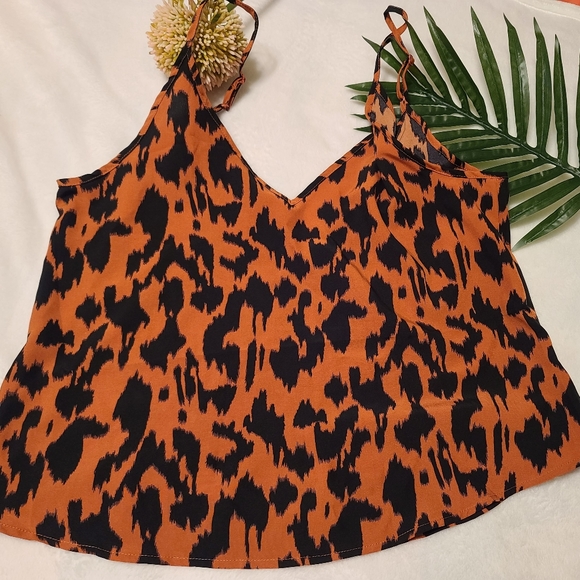 Top - Picture 3 of 5